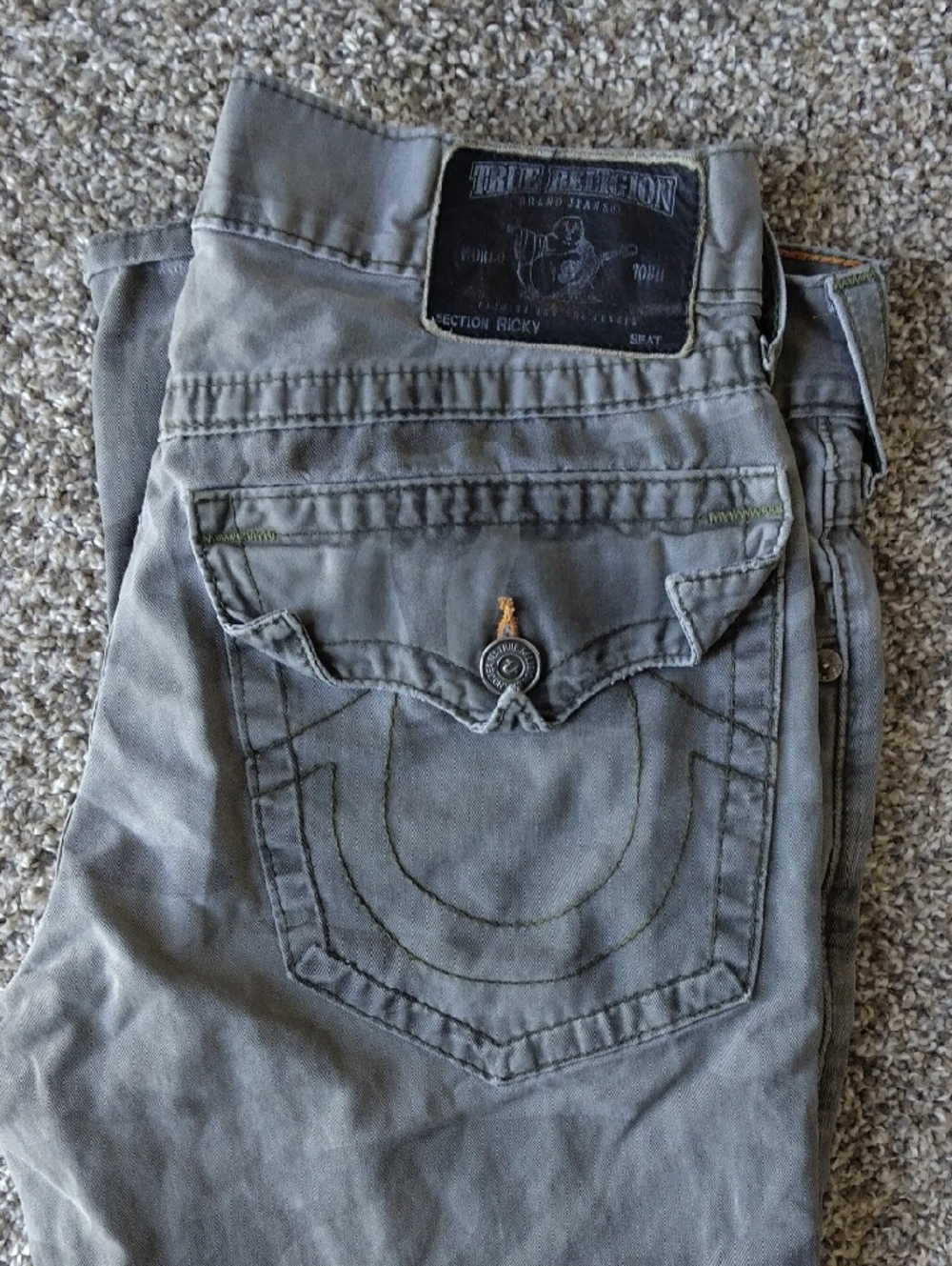 True Religion Men’s Olive Gray Ricky Pocket Jeans
